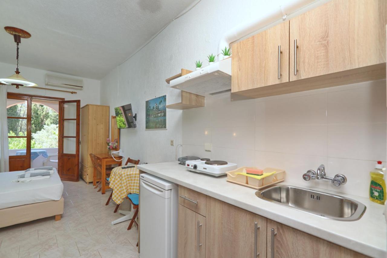 Korali Stafilos Apartment Stafylos