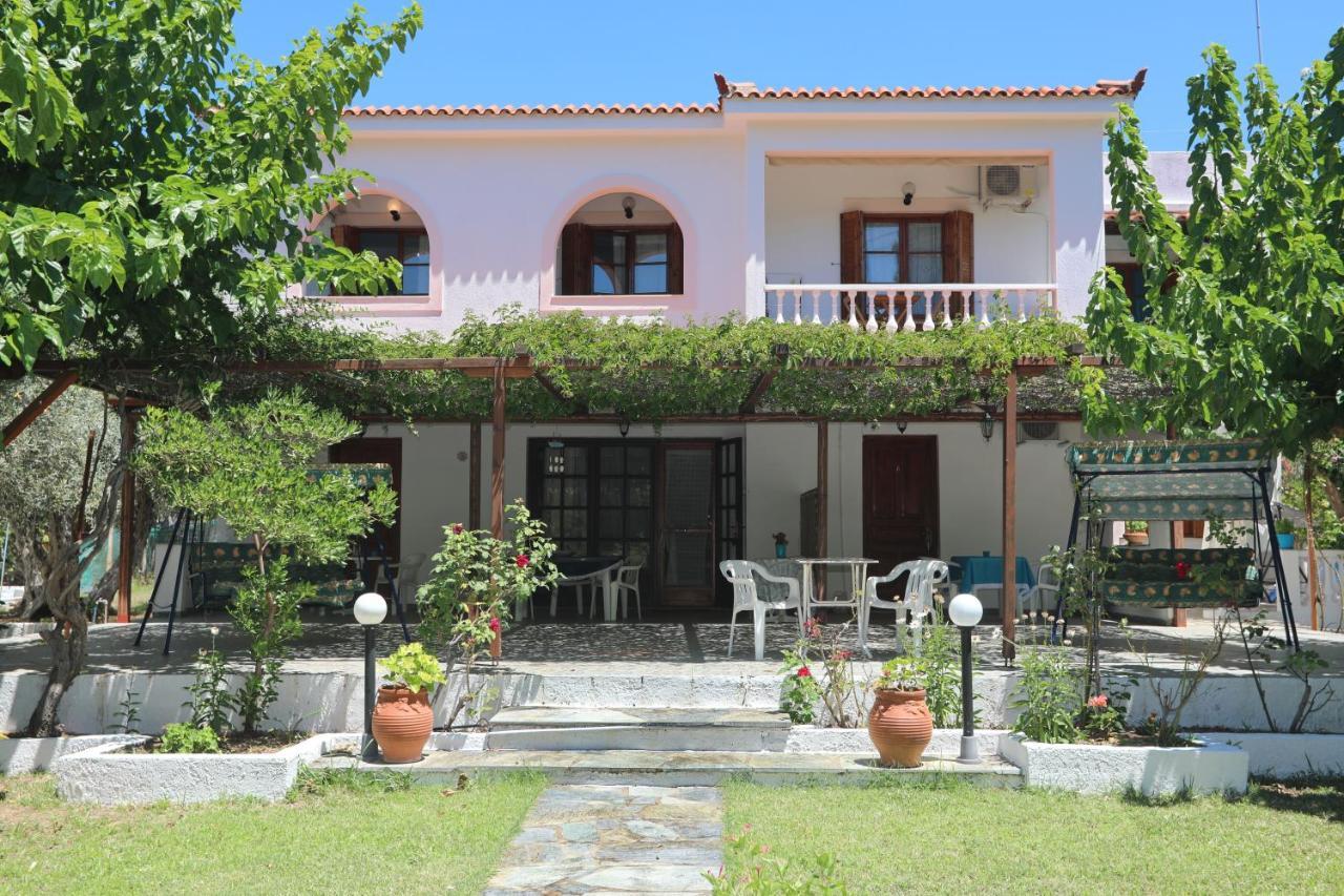 Apartment Korali Stafilos *