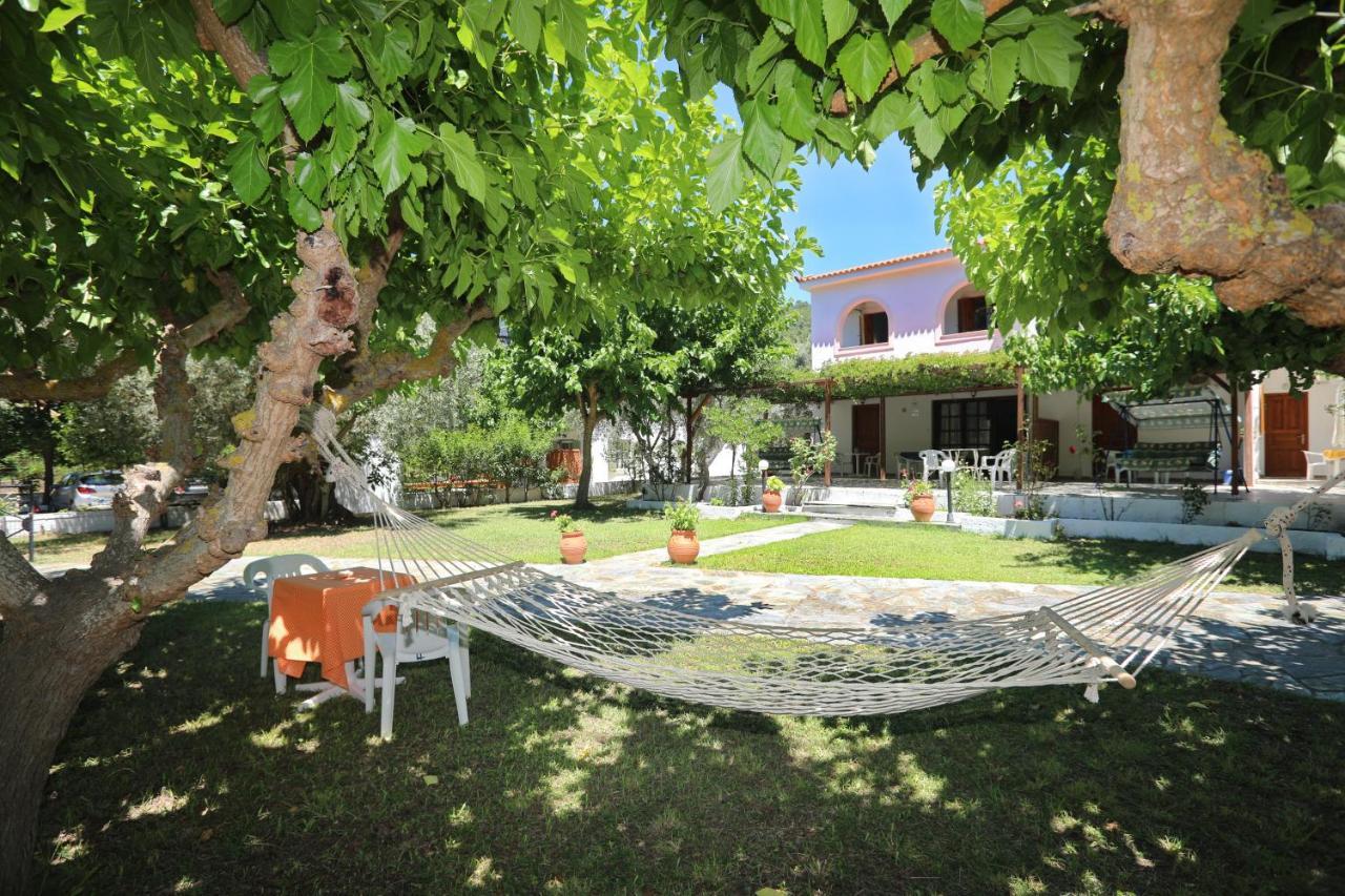 Korali Stafilos Apartment *