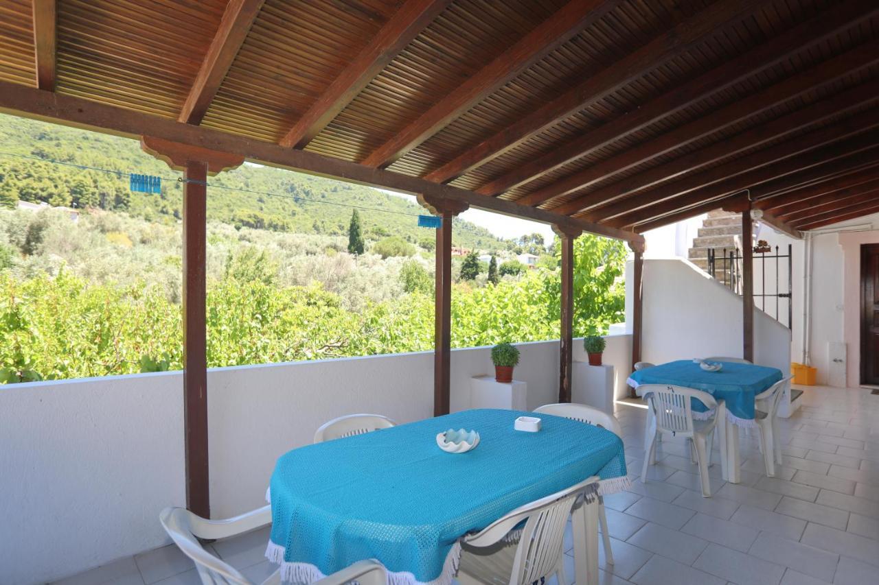 Korali Stafilos Apartment